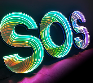 Reclama "Infinity 3D"